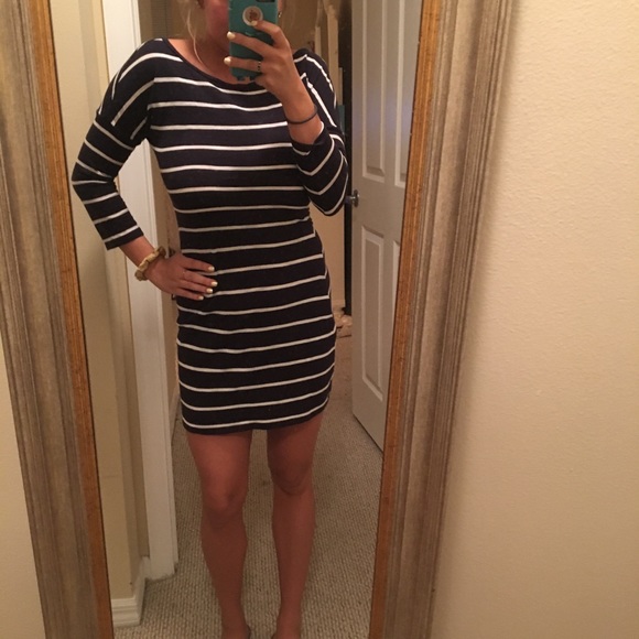 Dress - Picture 1 of 3